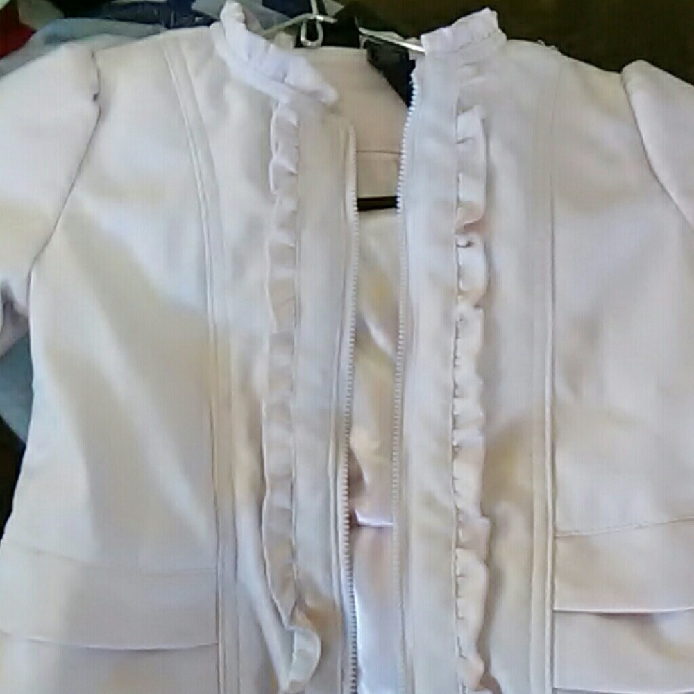 Calvin Klein 4T girls pink jacket. Really cute